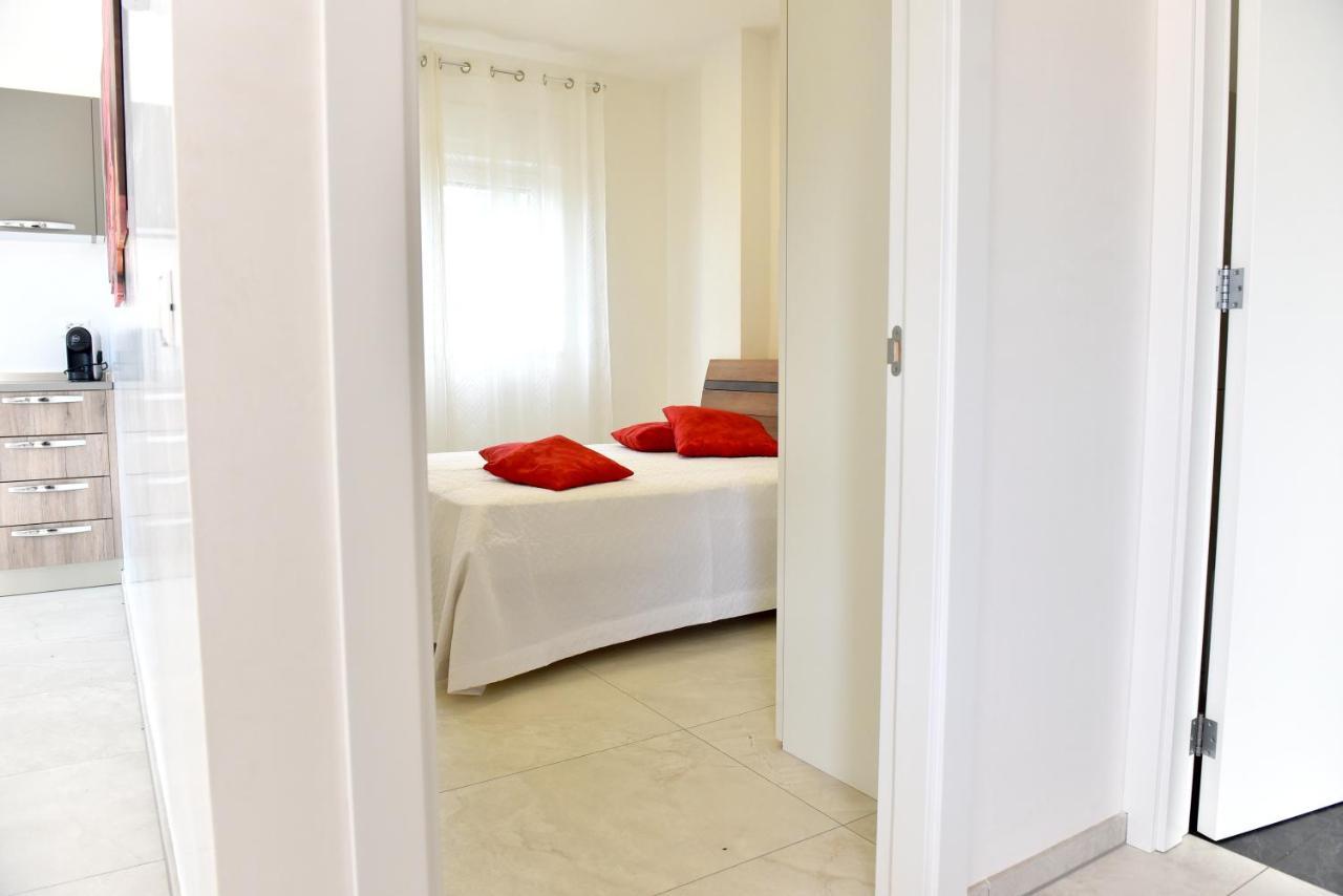 Il Tramonto Apartment - Villaggio Di Mary Locorotondo Exterior foto